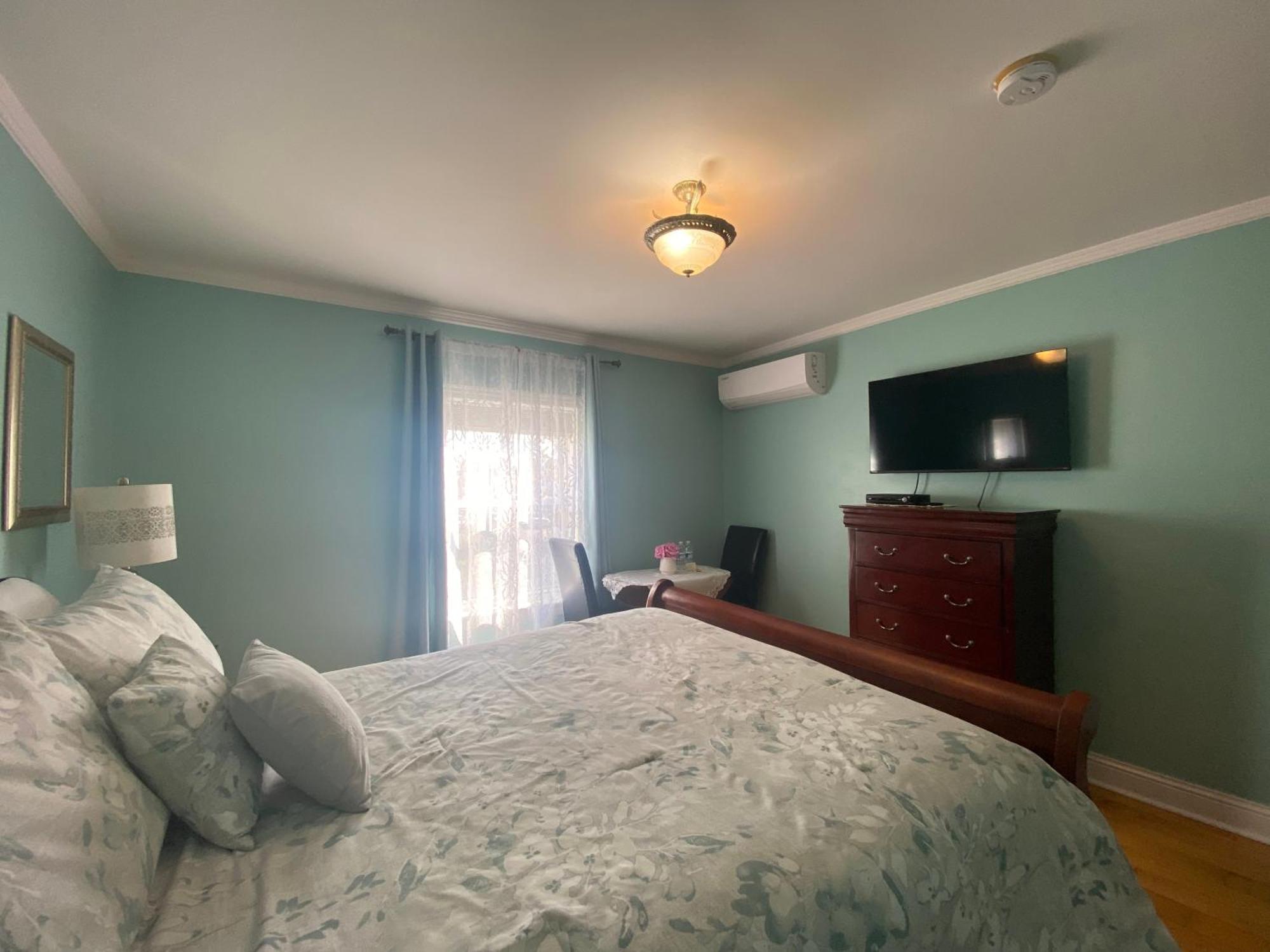 Inn On The Harbour Charlottetown Bagian luar foto