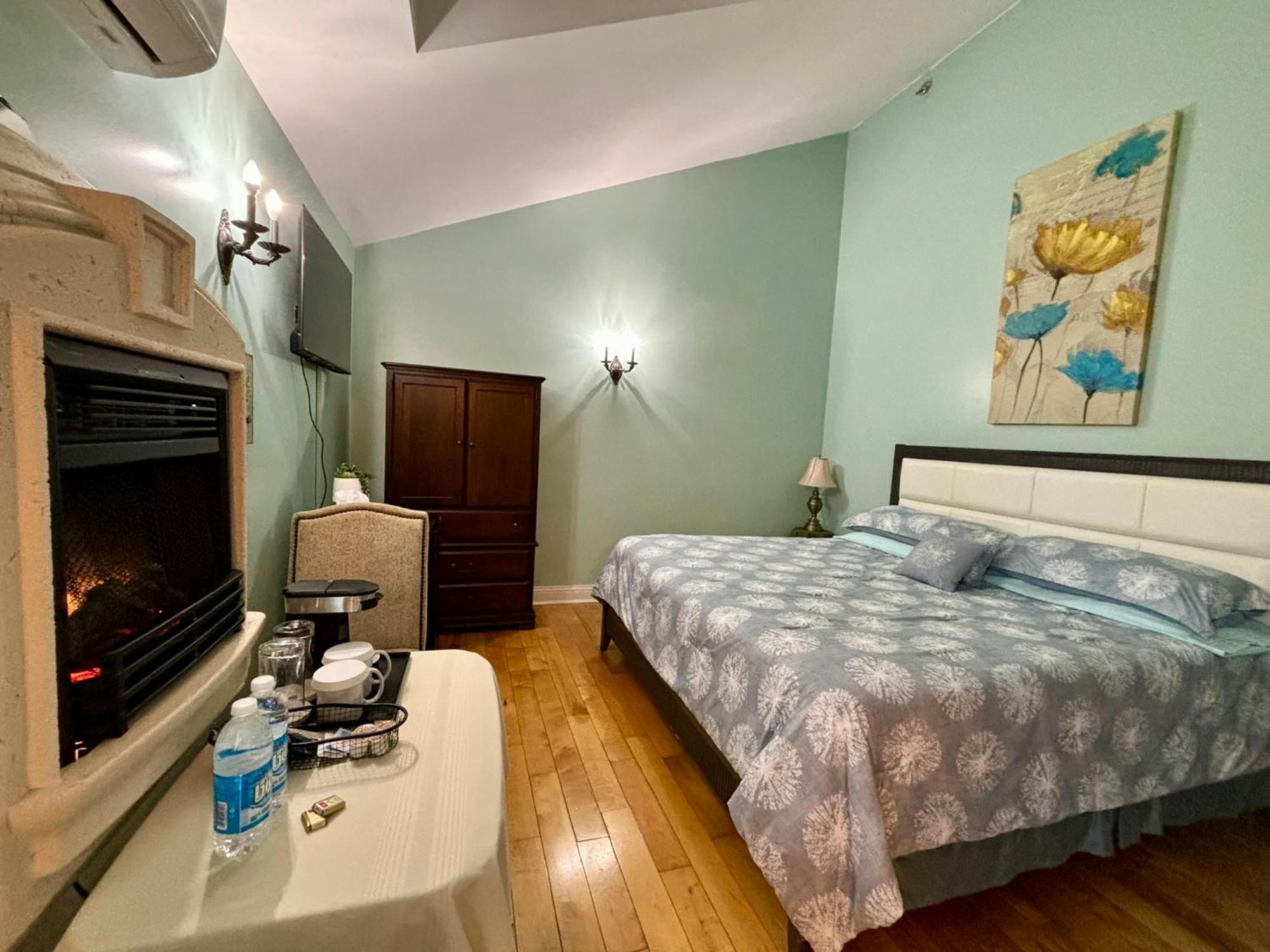 Inn On The Harbour Charlottetown Bagian luar foto